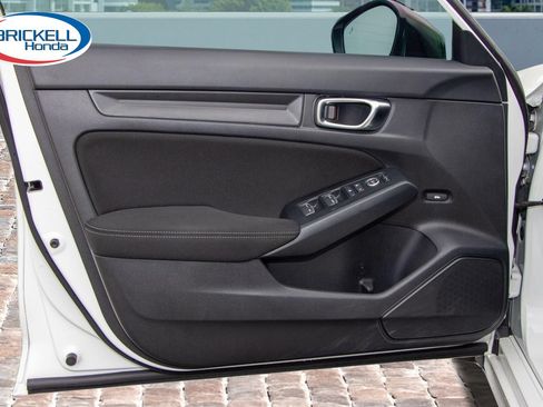 Certified 2025 Honda Civic Sport image 11