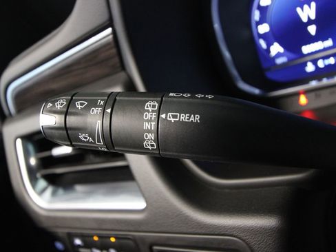 Used 2023 Chevrolet Tahoe LT image 14