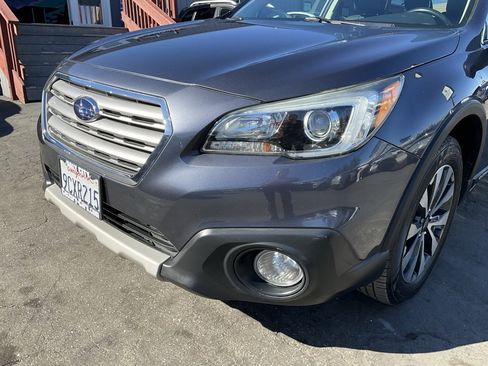 Used 2017 Subaru Outback 2.5i Limited image 86