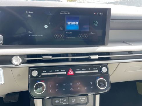 New 2025 Hyundai Tucson Limited image 48