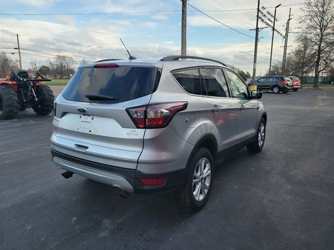 Used 2018 Ford Escape SE image 7