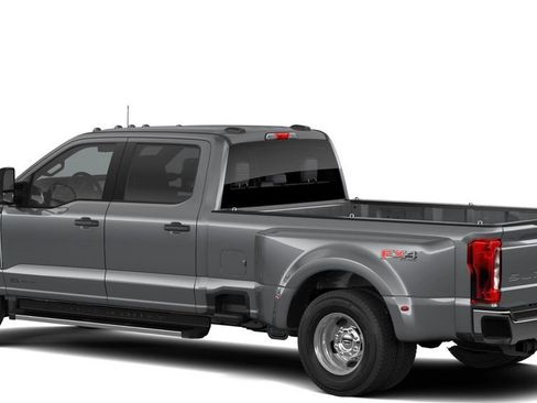 New 2026 Ford F350 XLT image 2
