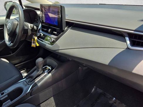 Used 2024 Toyota Corolla LE FWD image 20