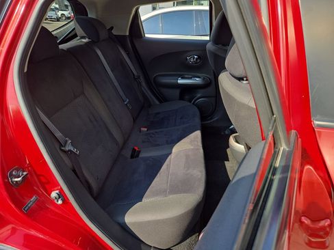 Used 2011 Nissan Juke SV AWD/4WD image 16