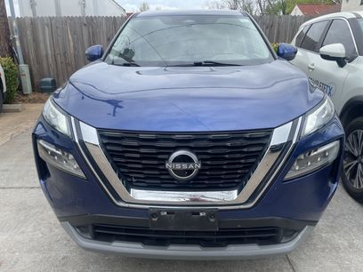 Used 2023 Nissan Rogue SV