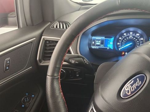 Used 2023 Ford Edge ST-Line image 19