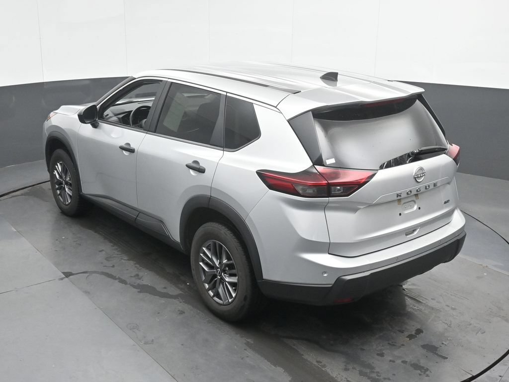 Used 2024 Nissan Rogue S AWD/4WD image 38