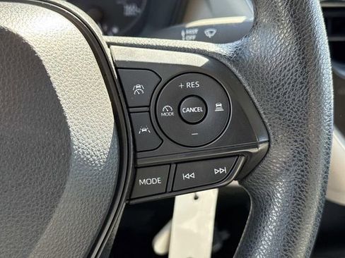 Used 2024 Toyota Corolla LE image 23