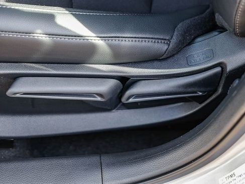 Used 2025 Honda Civic Sport image 26