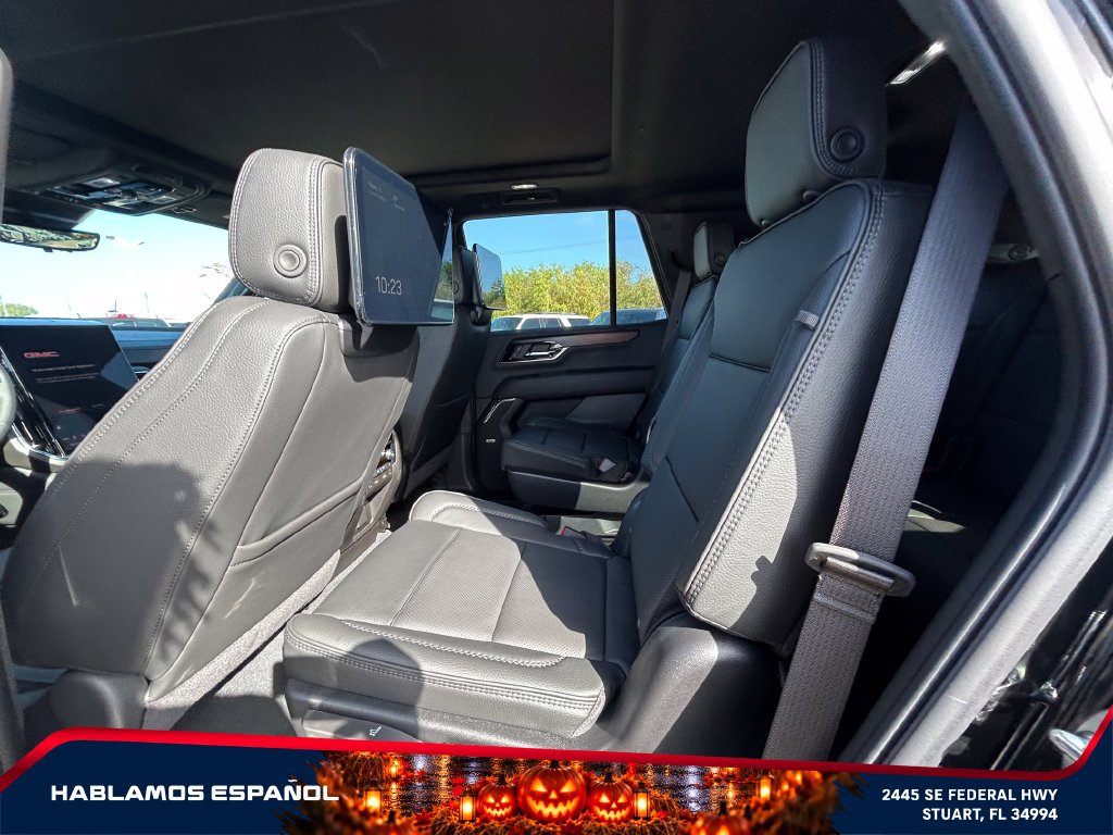 New 2027 GMC Yukon Denali w/ Denali Reserve Package AWD/4WD image 13