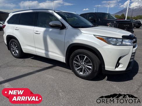 Used 2018 Toyota Highlander XLE image 8