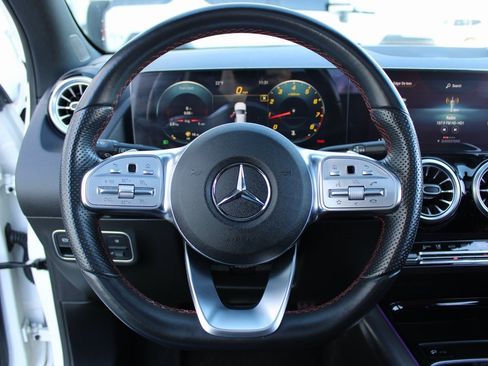 Used 2022 Mercedes-Benz GLA 35 AMG GLA 35 AMG 4MATICﾮ image 11