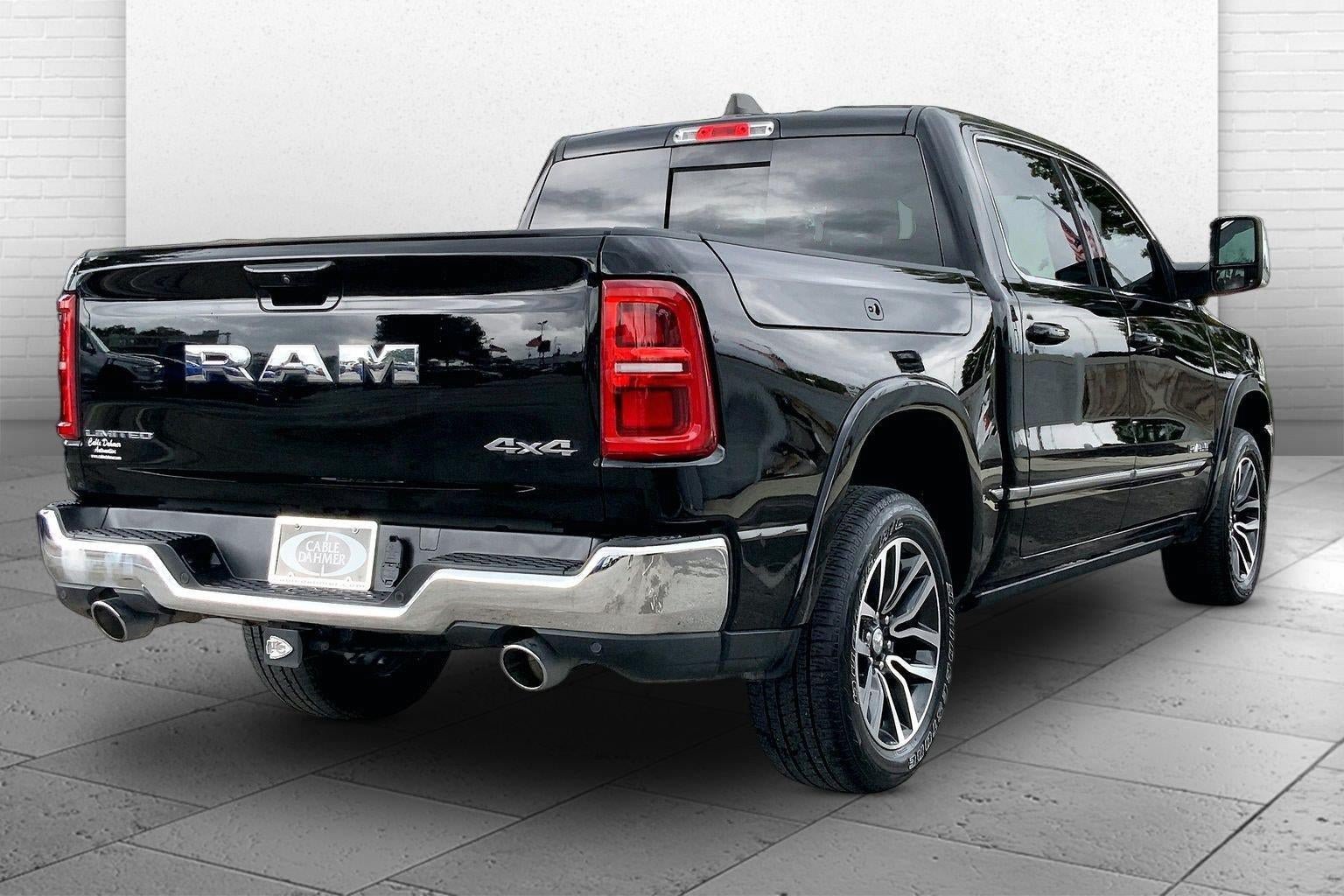 Used 2025 RAM 1500 Limited w/ Trailer Tow Group AWD/4WD image 13
