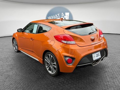 Used 2016 Hyundai Veloster Turbo FWD image 6