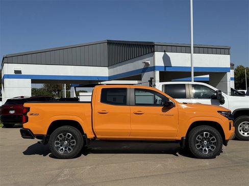New 2026 Chevrolet Colorado Z71 w/ Technology Package image 3