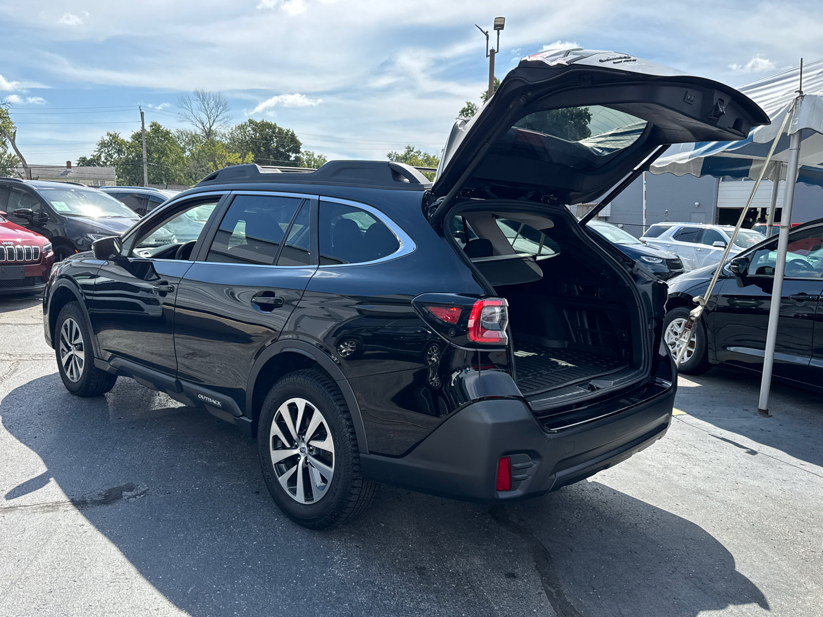 Used 2022 Subaru Outback Premium AWD/4WD image 16