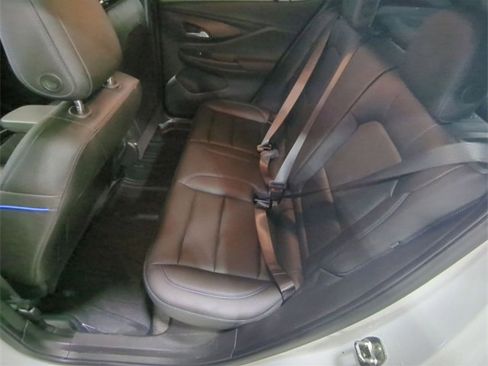 Used 2024 Buick Envista Sport Touring w/ Convenience I Package image 23