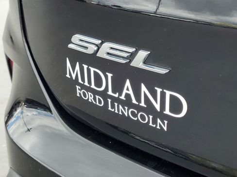 Certified 2024 Ford Edge SEL w/ Convenience Package AWD/4WD image 6