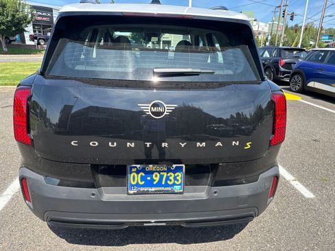 Used 2025 MINI Cooper Countryman SE AWD/4WD image 3