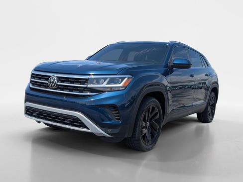 Used 2023 Volkswagen Atlas Cross Sport SE w/ Panoramic Sunroof Package FWD image 5
