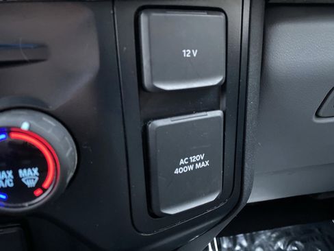 Used 2024 Ford F250 XLT image 26