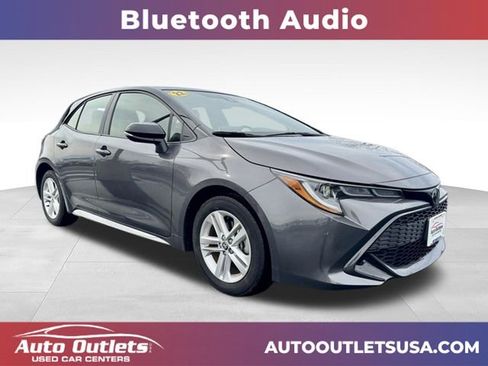 Used 2022 Toyota Corolla SE w/ SE Preferred Package FWD image 1