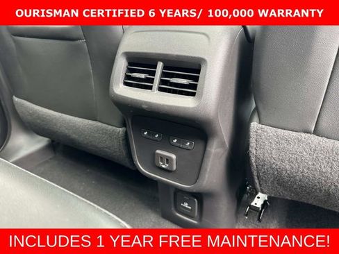 Used 2023 Chevrolet Equinox Premier FWD image 15