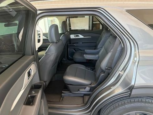 New 2026 Ford Explorer Active w/ Active Comfort Package AWD/4WD image 42