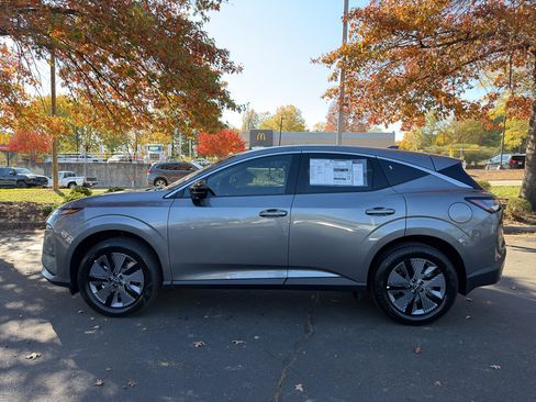 New 2026 Nissan Murano SL image 4