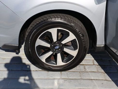 Used 2017 Subaru Forester 2.5i w/ Alloy Wheel Package image 44