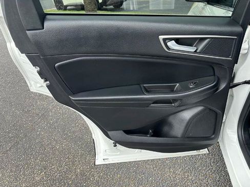 Certified 2022 Ford Edge SEL w/ Convenience Package AWD/4WD image 15