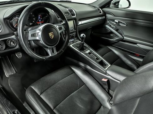 Used 2014 Porsche Boxster RWD image 18