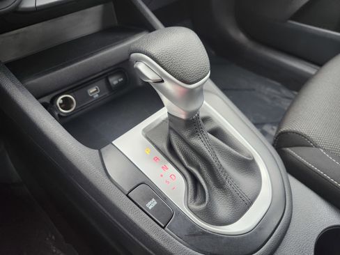 Used 2022 Kia Forte LXS image 29