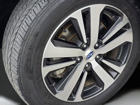 Used 2019 Subaru Outback 3.6R Limited image 27