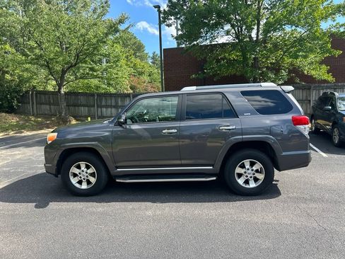 Used 2012 Toyota 4Runner SR5 w/ Convenience Pkg AWD/4WD image 8