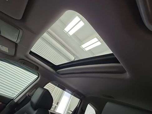 Used 2019 Honda CR-V EX-L image 27