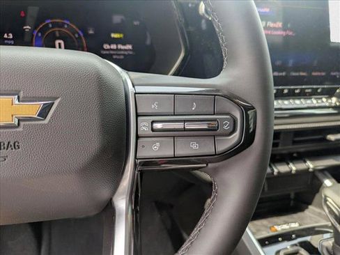 New 2025 Chevrolet Colorado LT w/ LT Convenience Package RWD image 16