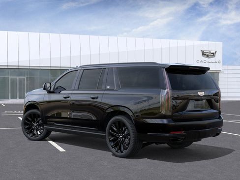 New 2026 Cadillac Escalade ESV Platinum Sport AWD/4WD image 3