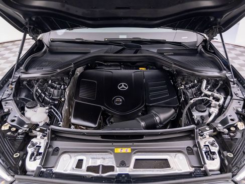 Used 2023 Mercedes-Benz GLC 300 4MATIC image 32