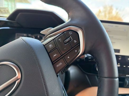 Used 2023 Lexus NX 350 AWD image 30