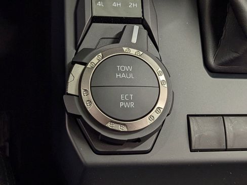 New 2026 Toyota Tacoma SR5 image 31