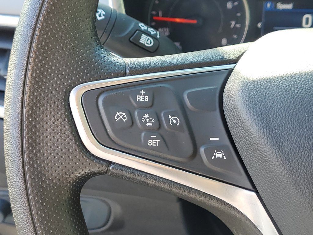 Used 2024 Chevrolet Equinox LS w/ LS Convenience Package FWD image 9