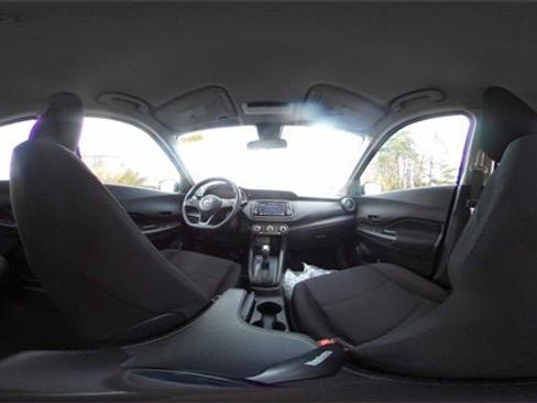 Certified 2025 Nissan Kicks Play S image 32