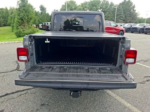 Used 2020 Jeep Gladiator Sport w/ Quick Order Package 24S AWD/4WD image 28