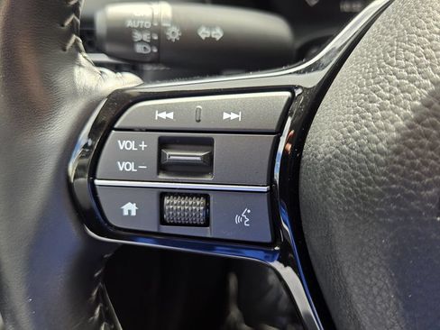 Used 2025 Honda HR-V EX-L image 25