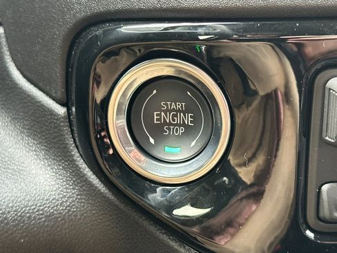 Used 2026 GMC Sierra 1500 Elevation image 34