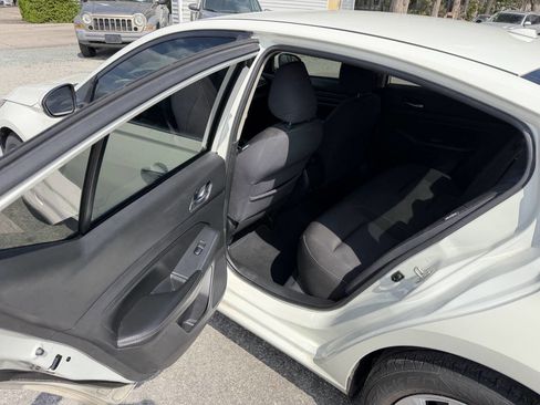 Used 2020 Nissan Altima 2.5 S image 13