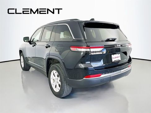Used 2023 Jeep Grand Cherokee Limited AWD/4WD image 10