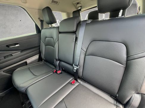 New 2026 Nissan Pathfinder SL w/ Cargo Package FWD image 23