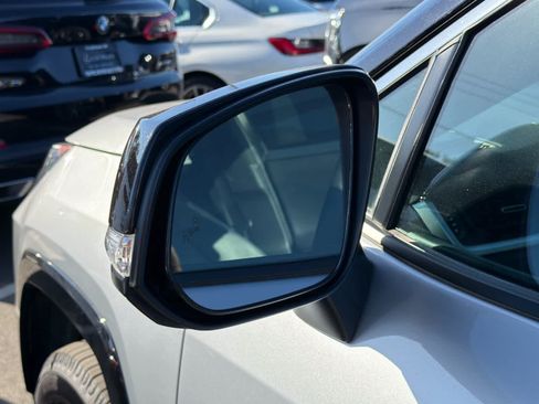 Used 2019 Toyota RAV4 XSE w/ XSE Weather Package AWD/4WD image 20